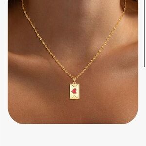 Gold Heart Pendant Necklace